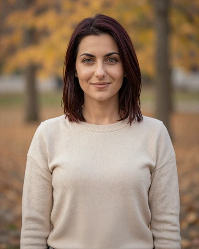 Andreea, 31, Romanian pediatric dentist from Cluj-Napoca, verified Romanian singles profile, 31, Cluj-Napoca, Romania